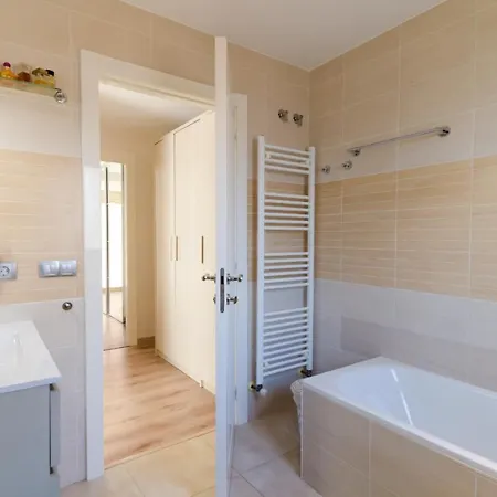 Club Villamar - Neferu Lloret de Mar
